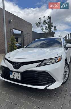 Седан Toyota Camry 2019 в Одесі