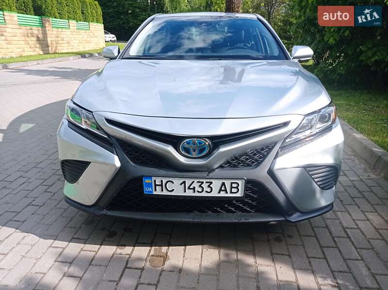 Toyota Camry 2018