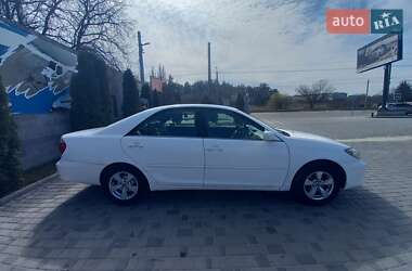 Седан Toyota Camry 2005 в 