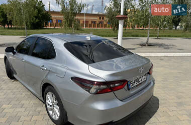 Седан Toyota Camry 2021 в 