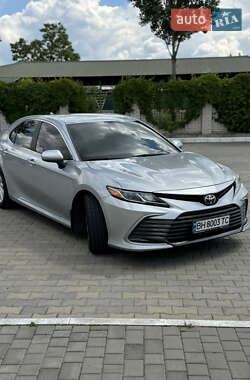 Седан Toyota Camry 2021 в 