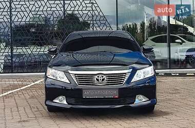 Седан Toyota Camry 2012 в 
