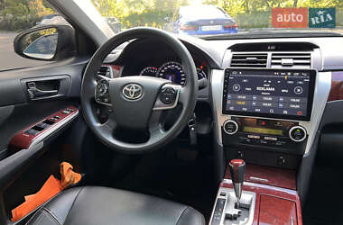 Седан Toyota Camry 2012 в 