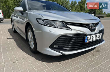 Седан Toyota Camry 2018 в 
