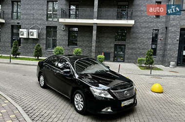 Седан Toyota Camry 2012 в 