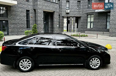 Седан Toyota Camry 2012 в 