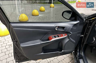Седан Toyota Camry 2012 в 