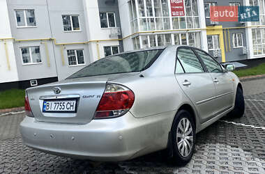 Седан Toyota Camry 2005 в 