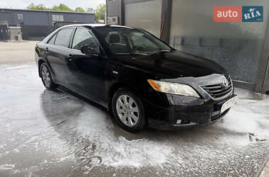 Седан Toyota Camry 2008 в Львові