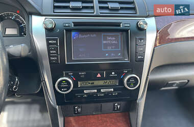 Седан Toyota Camry 2013 в 