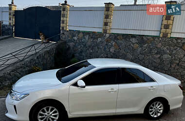 Седан Toyota Camry 2016 в Брацлаві