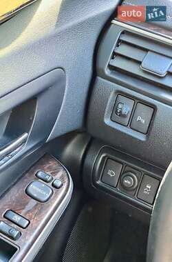 Седан Toyota Camry 2015 в 