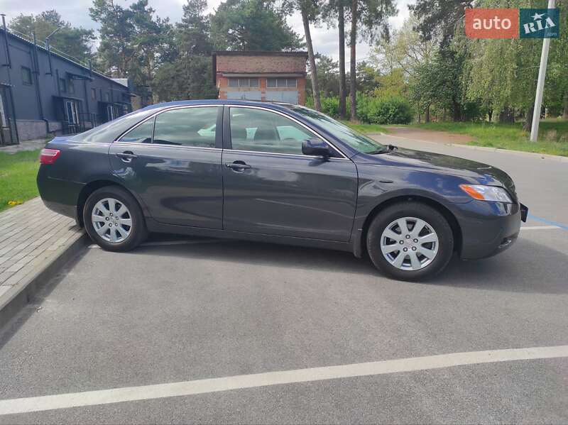 Седан Toyota Camry 2007 в Чернігові