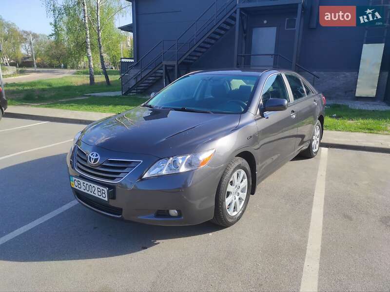 Седан Toyota Camry 2007 в Чернігові
