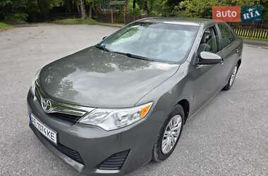Седан Toyota Camry 2012 в 