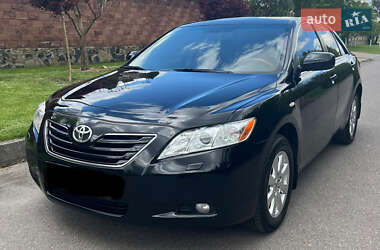 Седан Toyota Camry 2008 в Рівному