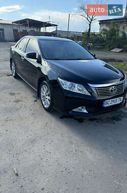 Седан Toyota Camry 2012 в Львове