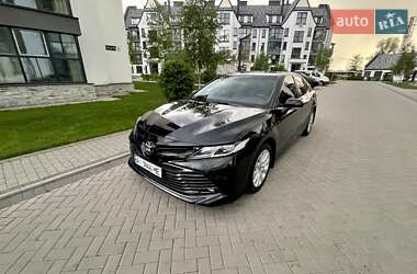 Седан Toyota Camry 2020 в 