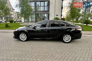 Седан Toyota Camry 2020 в 