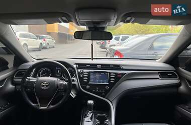 Седан Toyota Camry 2019 в 