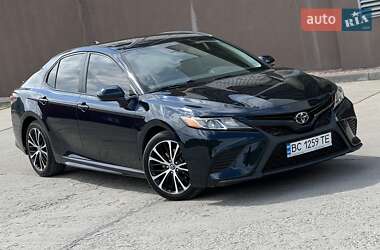 Седан Toyota Camry 2019 в 