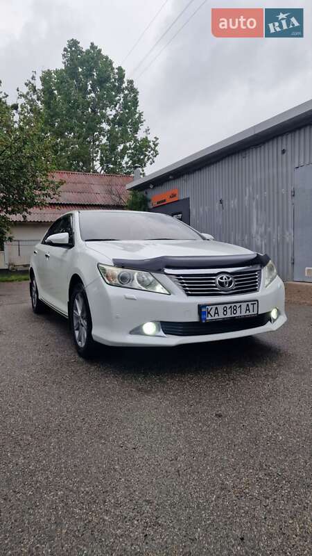 Toyota Camry 2012