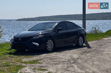 Седан Toyota Camry 2019 в Дніпрі