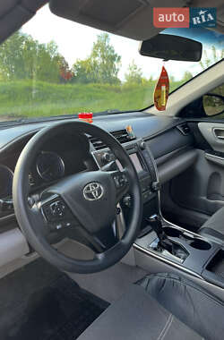 Седан Toyota Camry 2016 в 