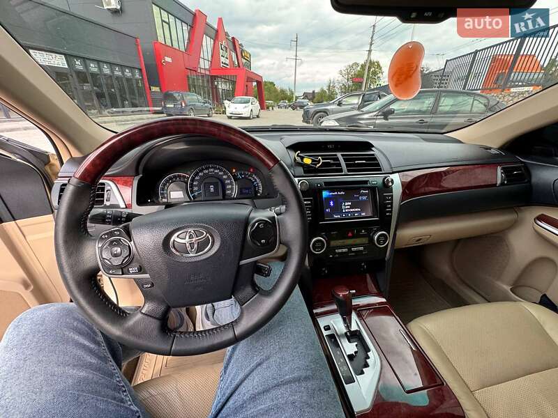 Седан Toyota Camry 2012 в Тернополі фото 20 Седан Toyota Camry 2012 в Тернополі