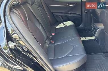 Седан Toyota Camry 2024 в 