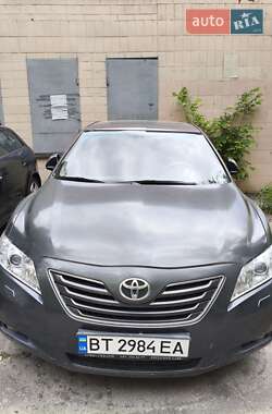 Седан Toyota Camry 2006 в Києві