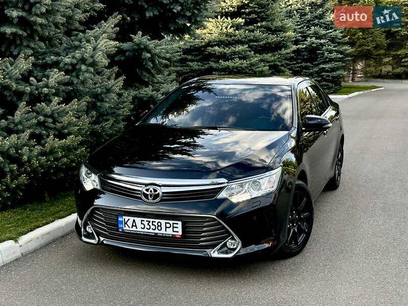 Toyota Camry 2014