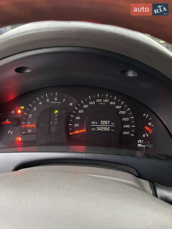 Седан Toyota Camry 2008 в Івано-Франківську