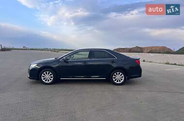 Седан Toyota Camry 2014 в 