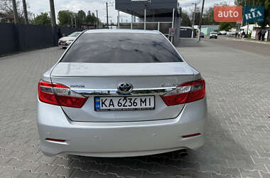Седан Toyota Camry 2011 в 