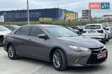 Седан Toyota Camry 2016 в 