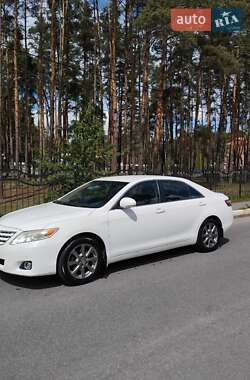 Седан Toyota Camry 2011 в Києві