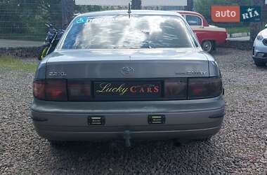 Седан Toyota Camry 1996 в 
