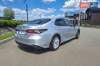 Седан Toyota Camry 2024 в 