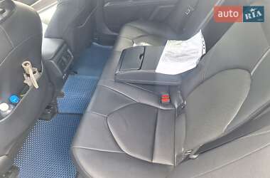 Седан Toyota Camry 2024 в 