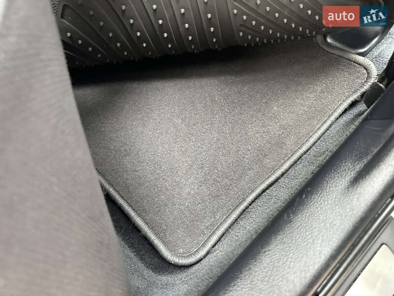 Седан Toyota Camry 2011 в Івано-Франківську