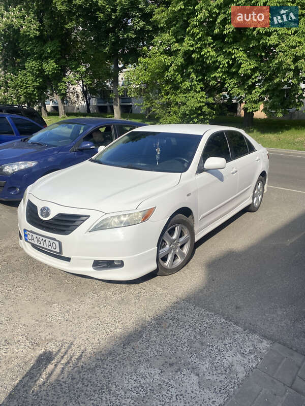 Седан Toyota Camry 2007 в 