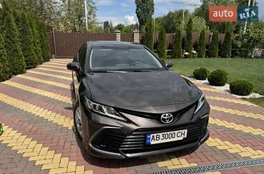 Седан Toyota Camry 2021 в 