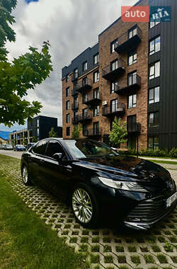 Седан Toyota Camry 2020 в 