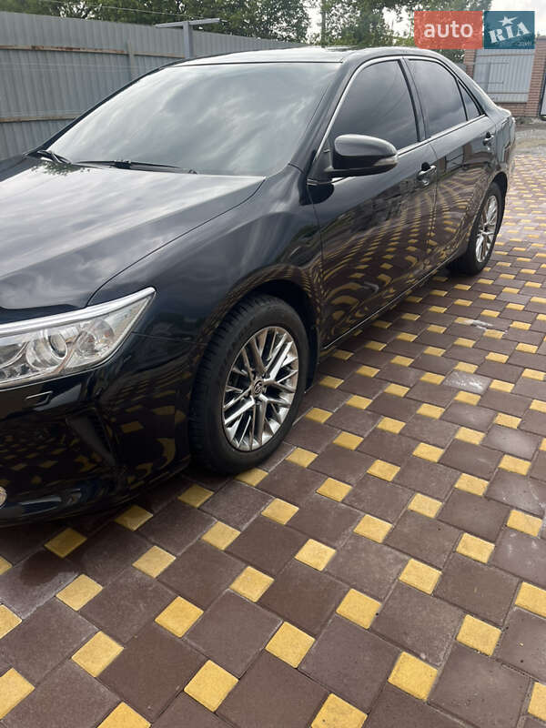 Toyota Camry 2017