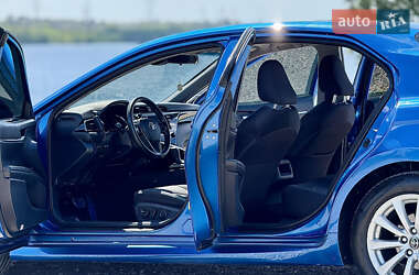Седан Toyota Camry 2019 в 