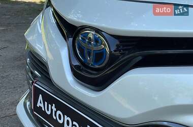 Седан Toyota Camry 2019 в 