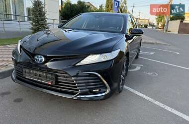 Седан Toyota Camry 2023 в Одессе