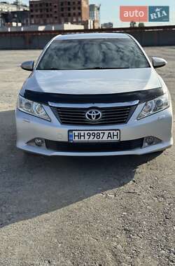 Седан Toyota Camry 2012 в Ірпені