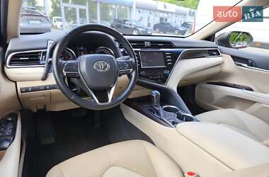 Седан Toyota Camry 2018 в 